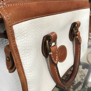 AUTHENTIC Vintage Dooney & Bourke Doctor’s Bag